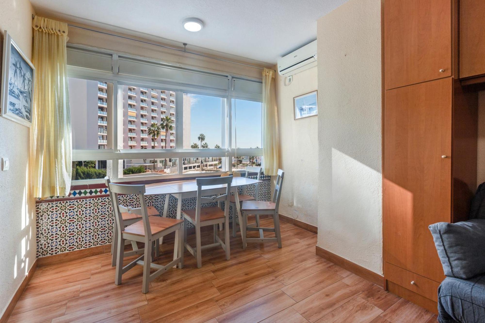 Next To Puerto Marina And The Beach Benalmádena Exterior photo