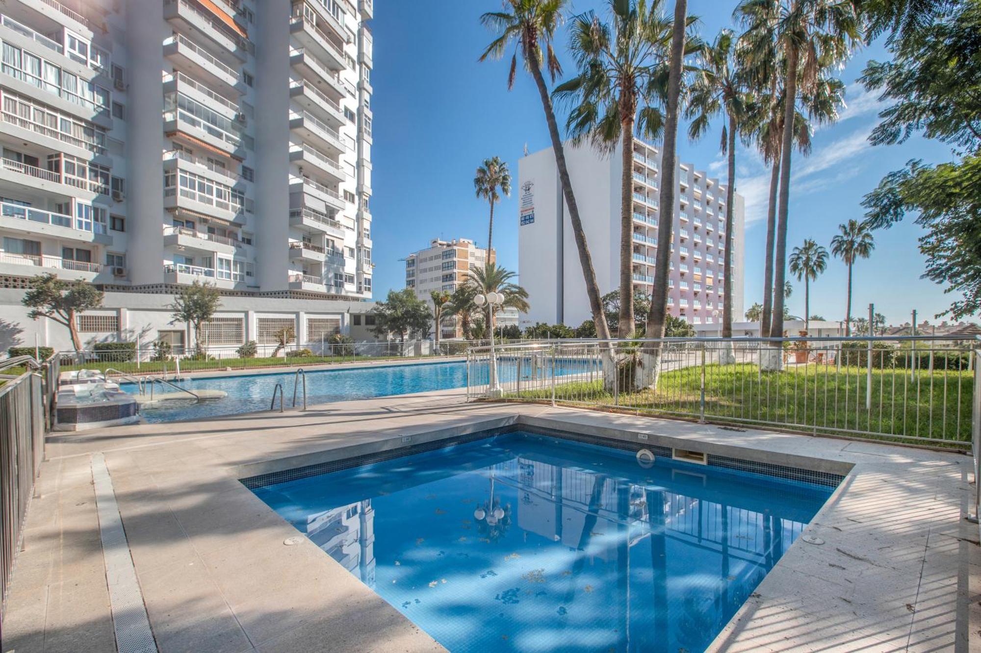 Next To Puerto Marina And The Beach Benalmádena Exterior photo